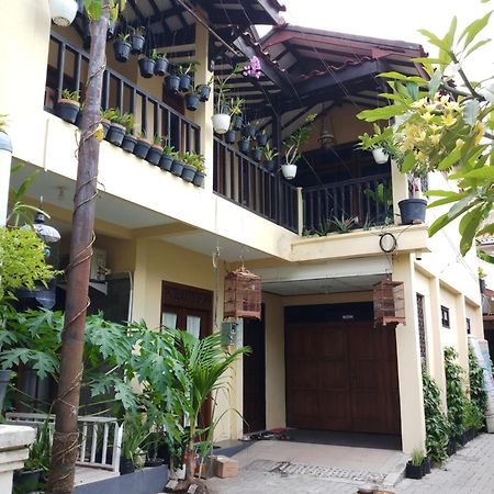 Griya Jene Homestay Syariah Ngabean Exterior photo