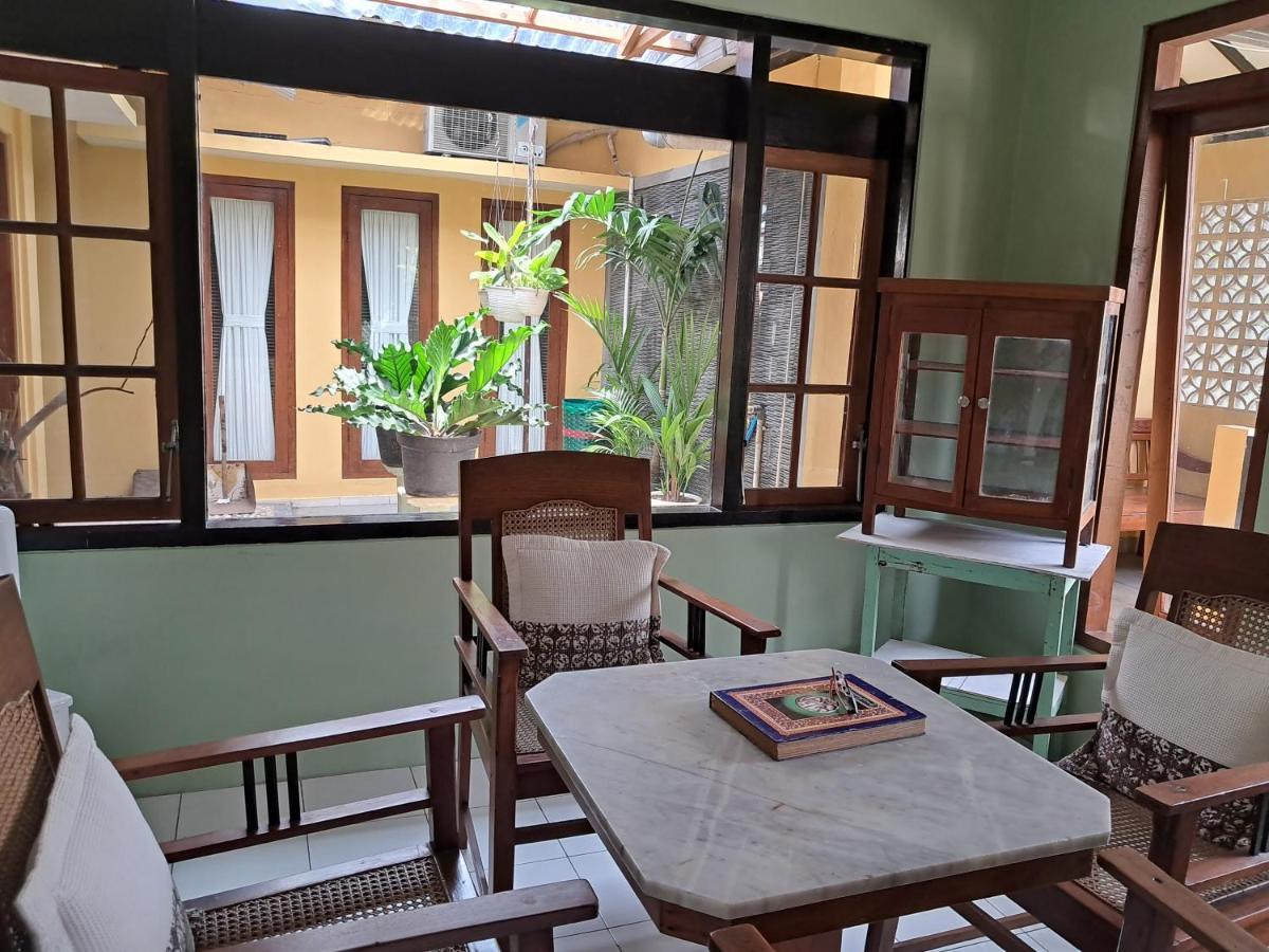 Griya Jene Homestay Syariah Ngabean Exterior photo